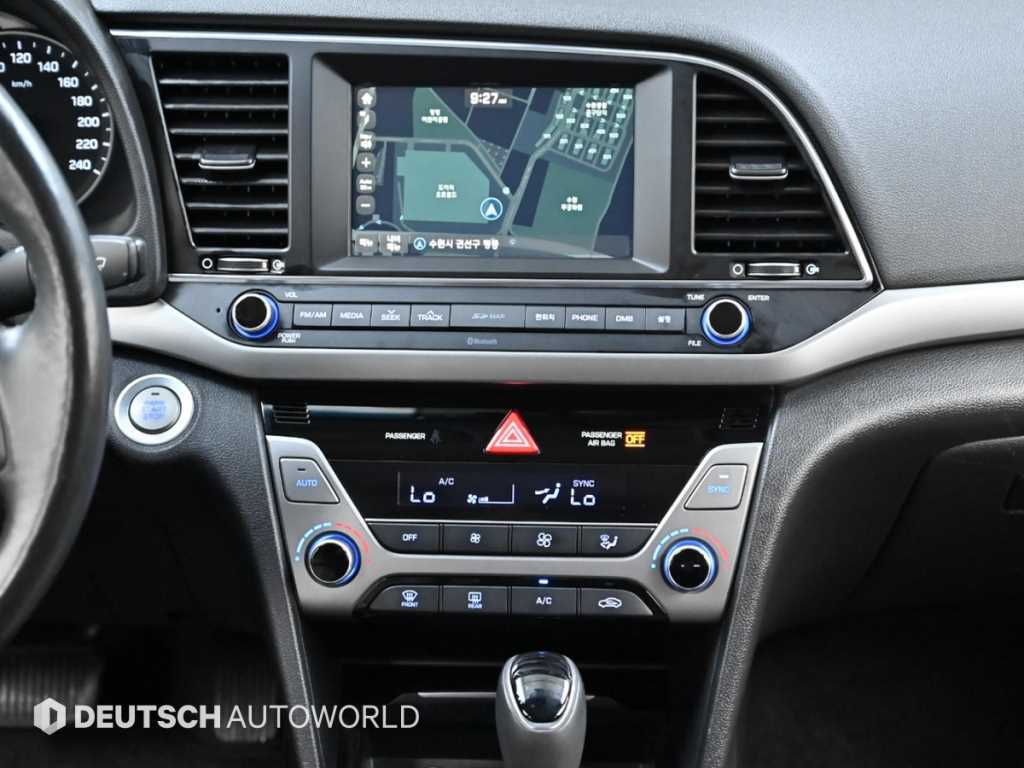 HYUNDAI Avante 2017 Gris - Importación desde Corea - HF Imports Iquique - Foto 14