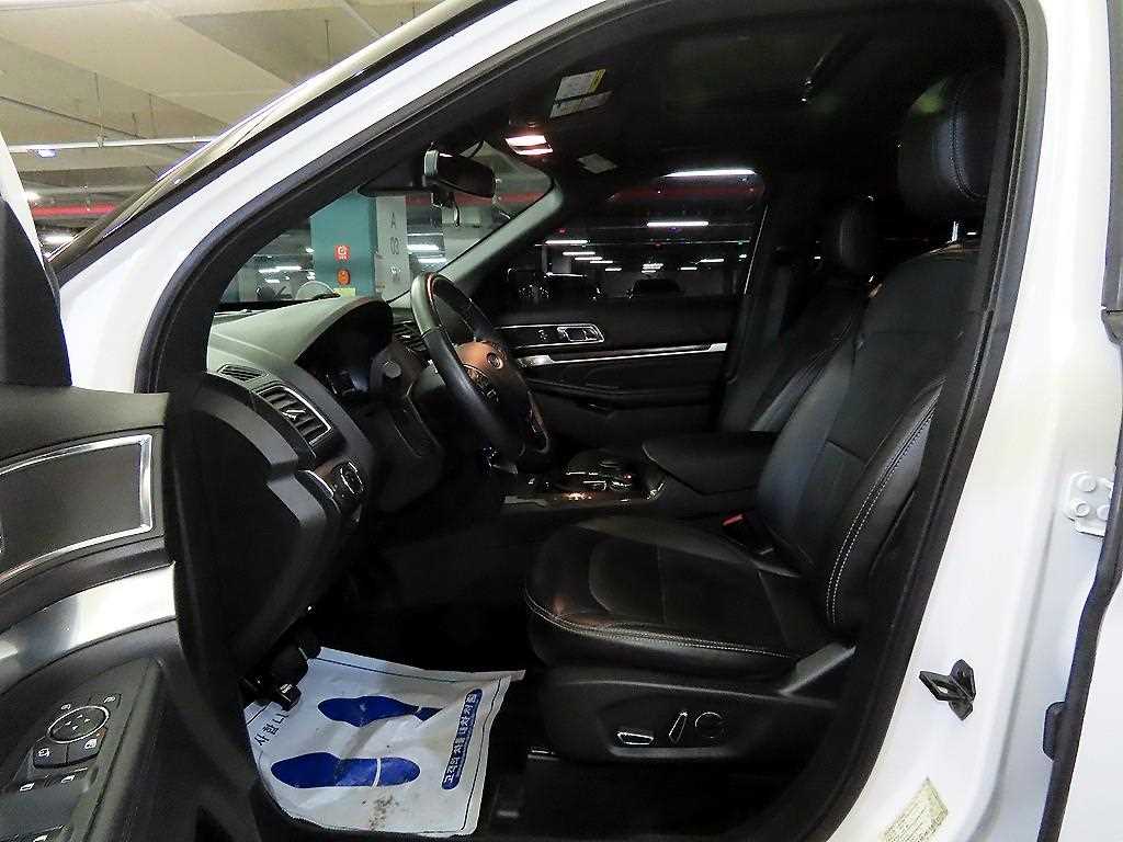Ford Explorer - Vista 6