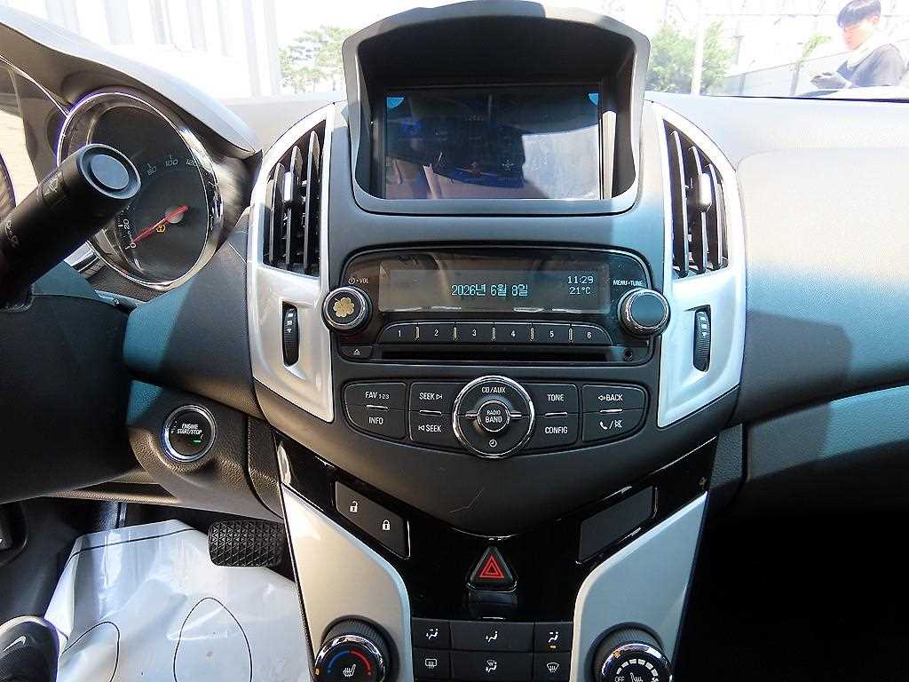 Chevrolet Cruise - Vista 12