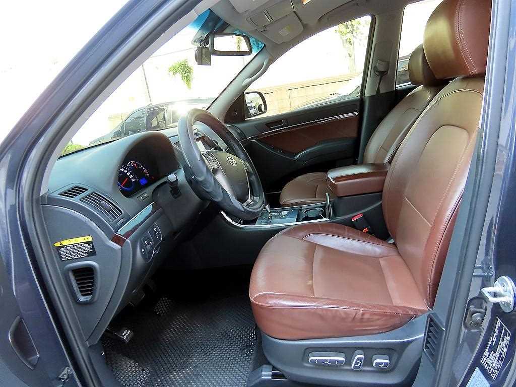 HYUNDAI Veracruz - Vista 5
