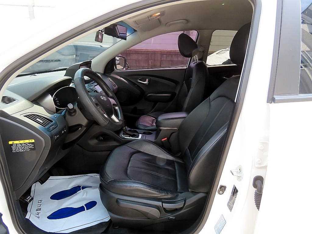 HYUNDAI Tucson - Vista 5