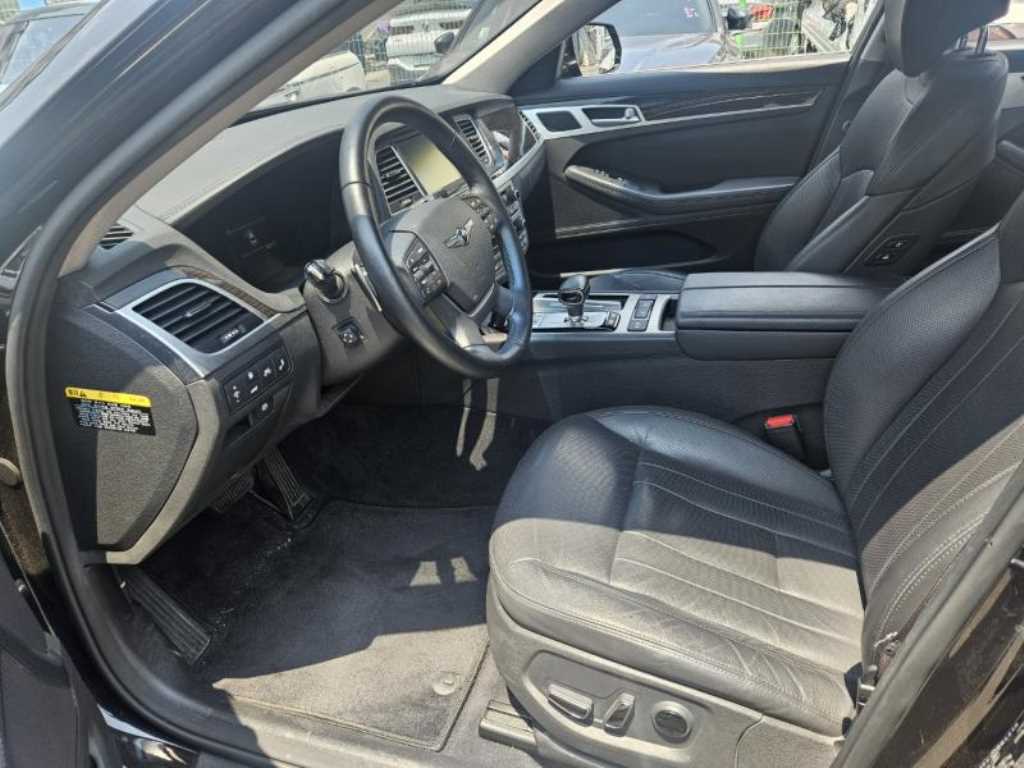 Genesis G80 - Vista 6