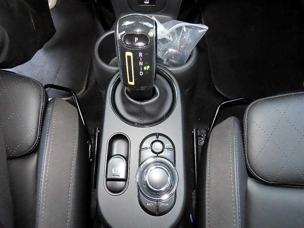 Mini Cooper - Vista 10