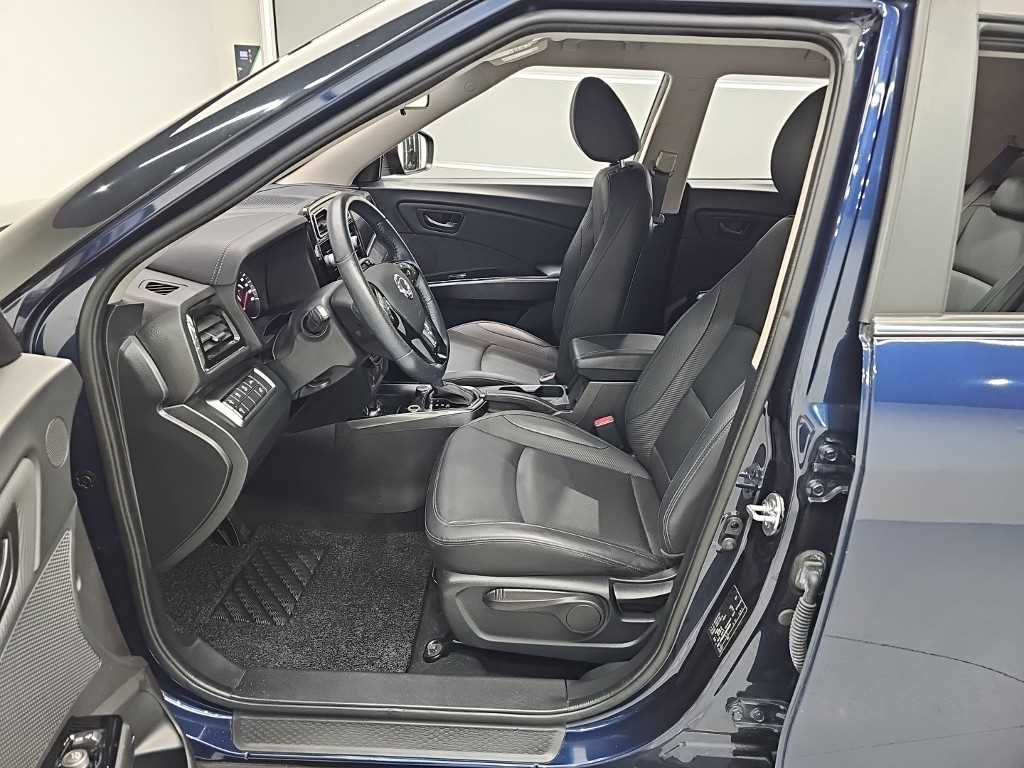 Ssangyong Tivoli - Vista 11