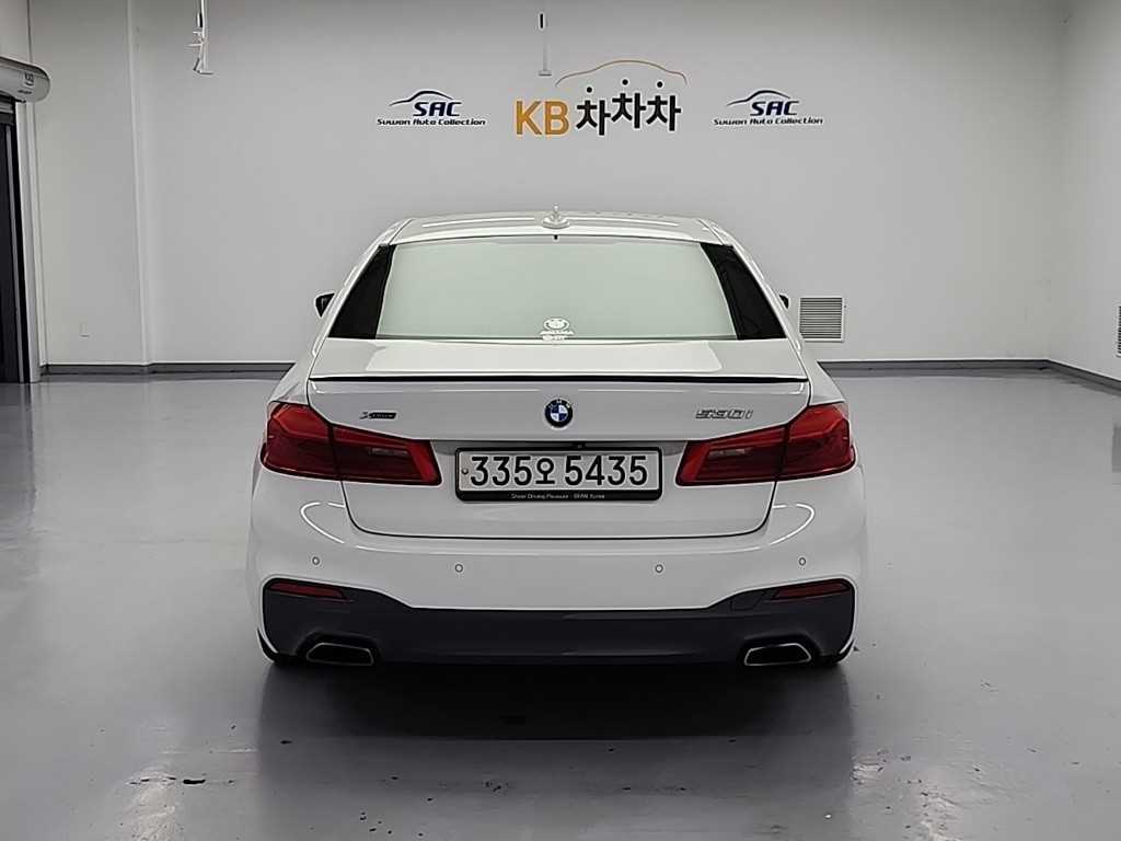 BMW 5 Series - Vista 3