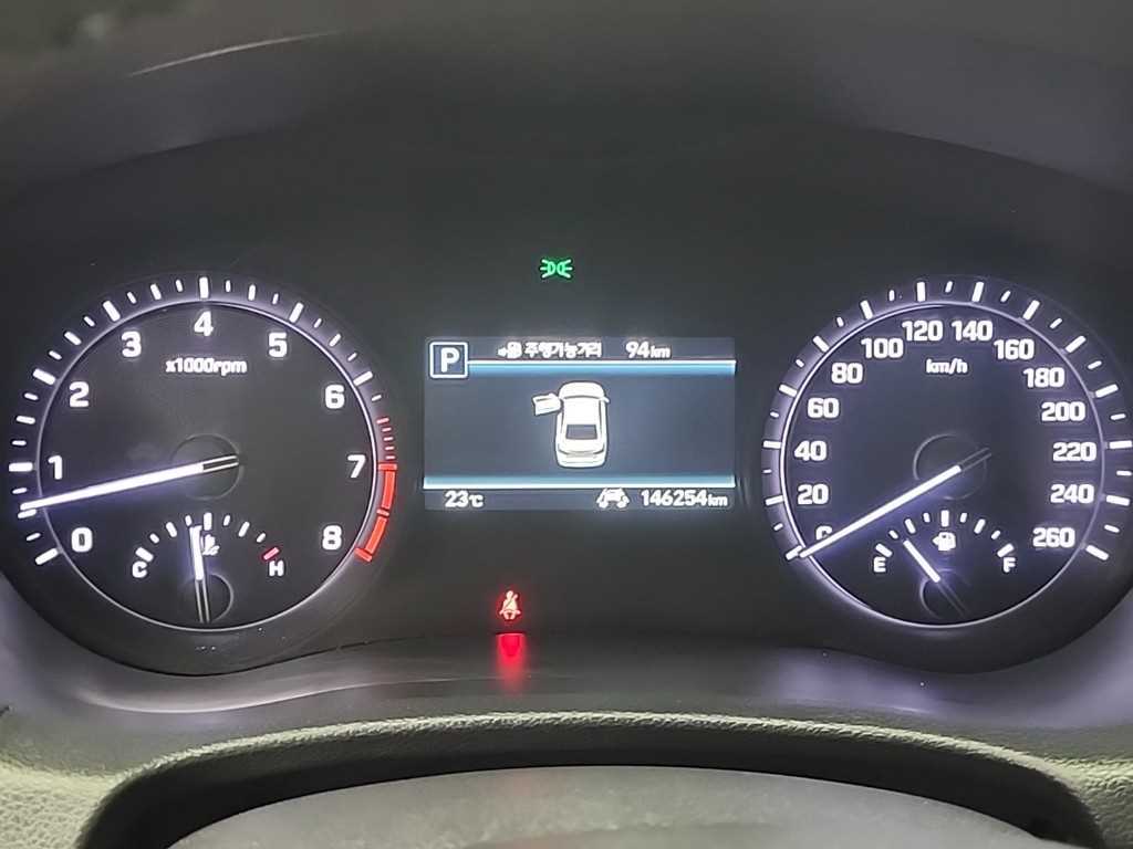 Genesis G80 - Vista 6