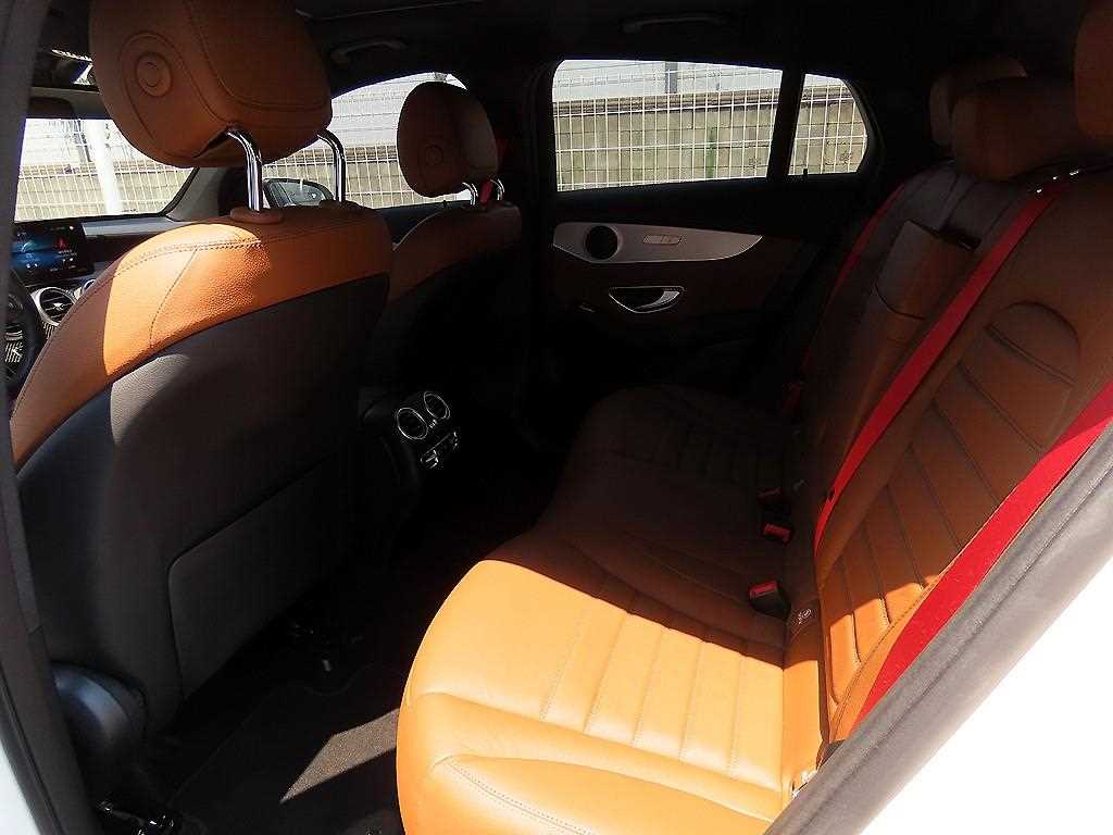 Mercedes Benz GLC Class - Vista 6