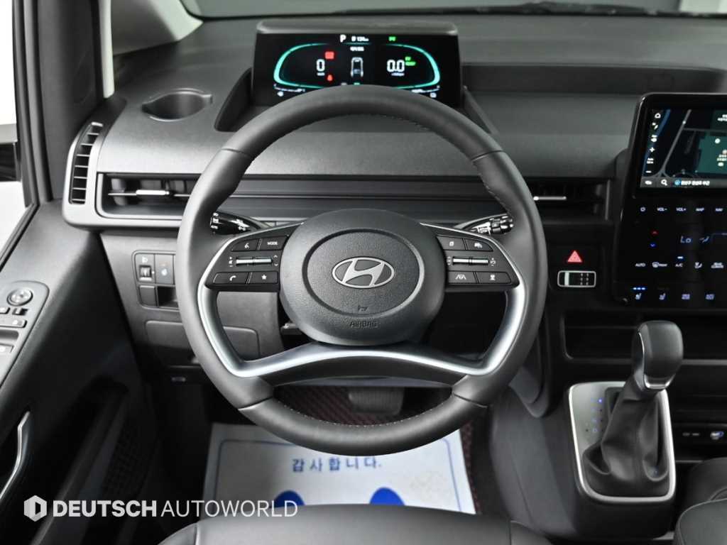 HYUNDAI Staria 2025 Negro - Importación desde Corea - HF Imports Iquique - Foto 13