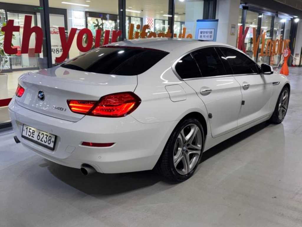BMW 6 series - Vista 4