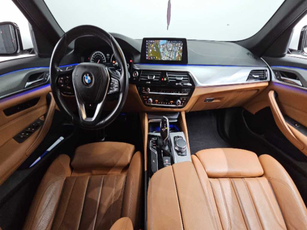 BMW 5 Series - Vista 7