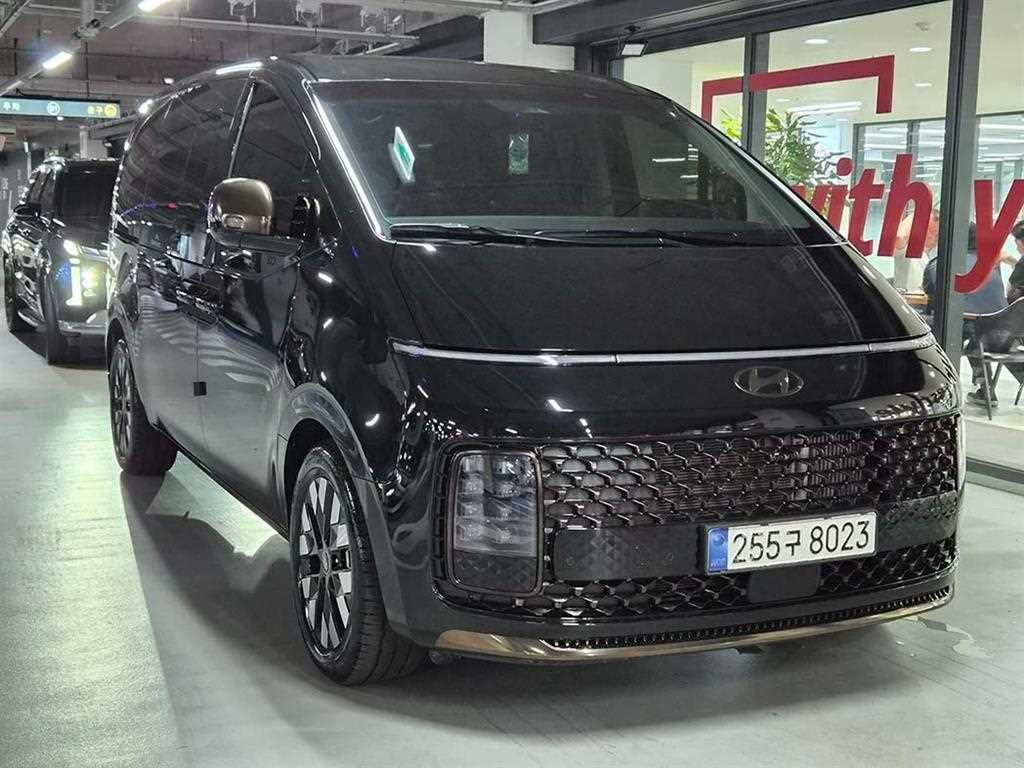 HYUNDAI Staria 2025 Negro - Importación desde Corea - HF Imports Iquique - Foto 1