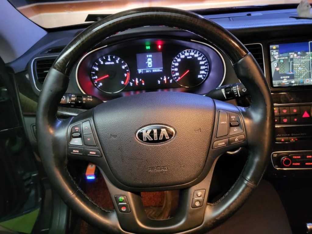 KIA K7 - Vista 7