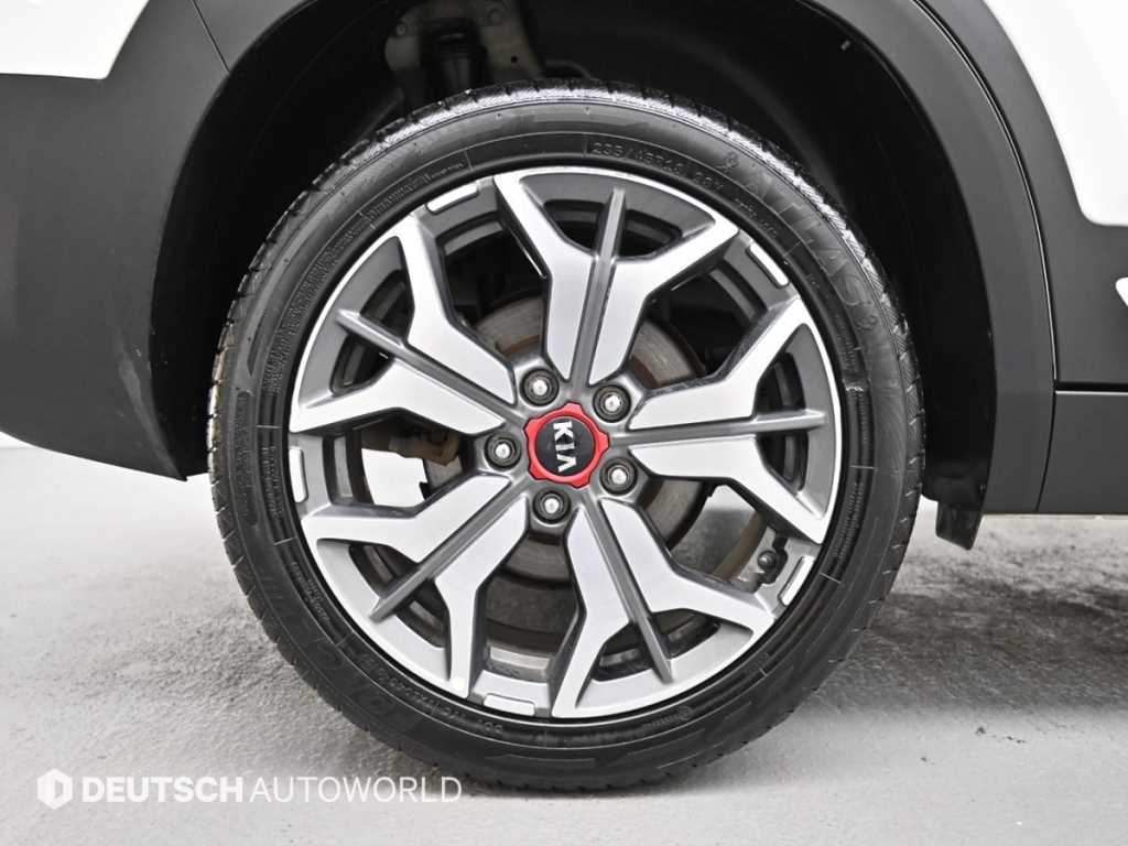 KIA Seltos - Vista 5
