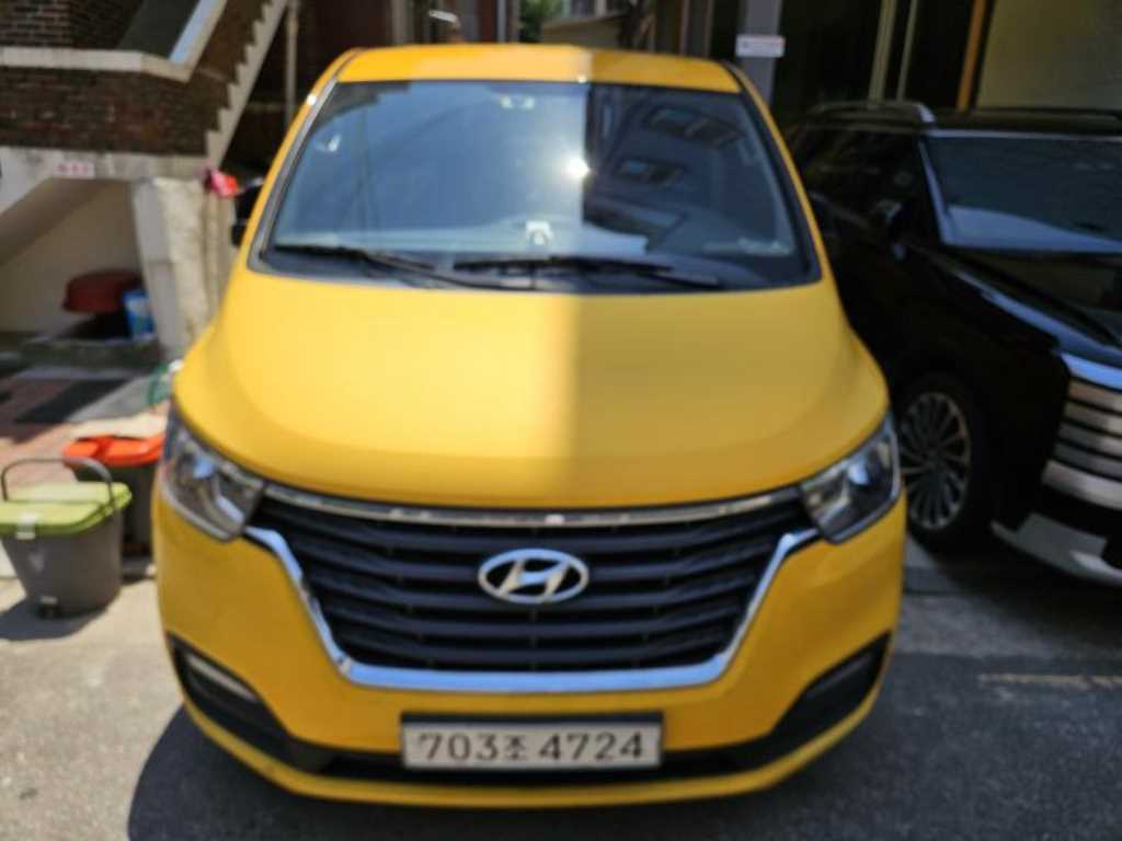 HYUNDAI Starex 2020 - Importación desde Corea - HF Imports Iquique - Foto 1