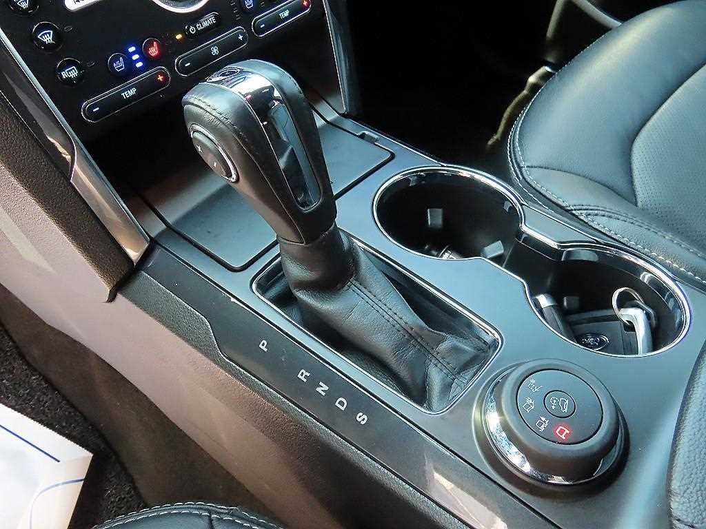 Ford Explorer - Vista 10