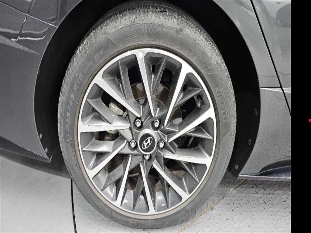 HYUNDAI Sonata - Vista 5