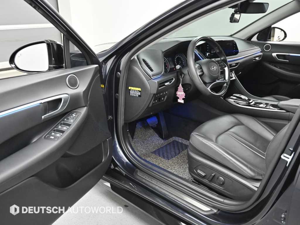 HYUNDAI Sonata - Vista 11