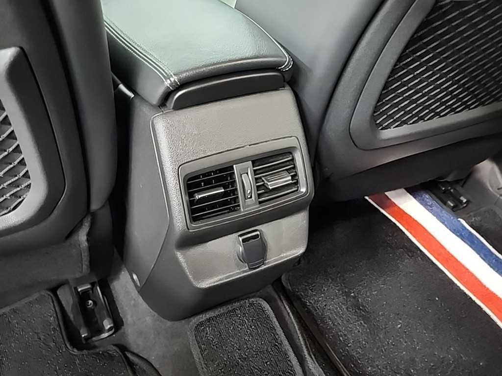 SAMSUNG QM6 2019 Negro - Importación desde Corea - HF Imports Iquique - Foto 13