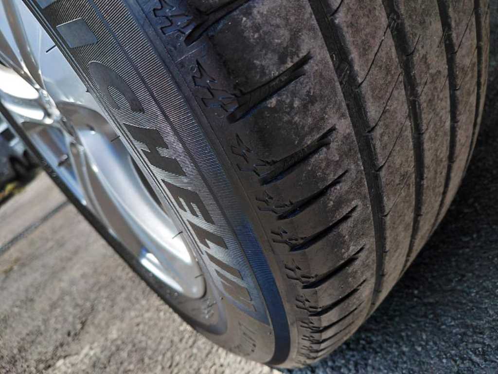 Mercedes Benz GLC Class 2018 Gris - Importación desde Corea - HF Imports Iquique - Foto 20