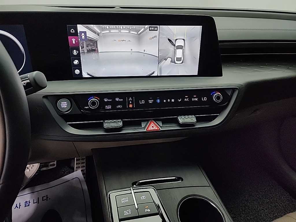 KIA K8 - Vista 10