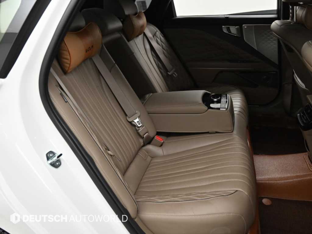 KIA K8 - Vista 12