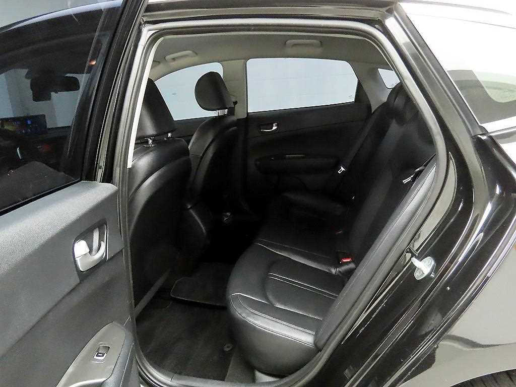 KIA K5 2016 Negro - Importación desde Corea - HF Imports Iquique - Foto 14