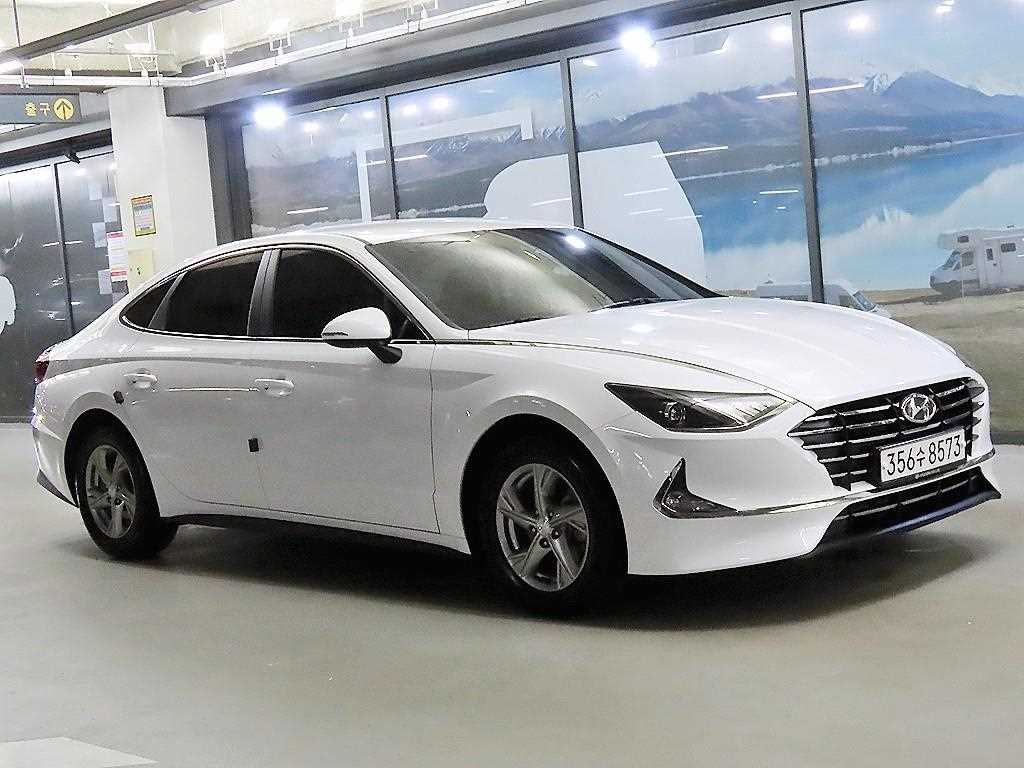 HYUNDAI Sonata 2022 Blanco - Importación desde Corea - HF Imports Iquique - Foto 1