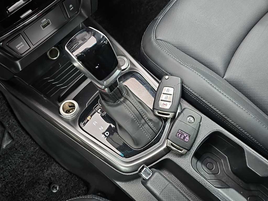 Ssangyong Tivoli - Vista 8
