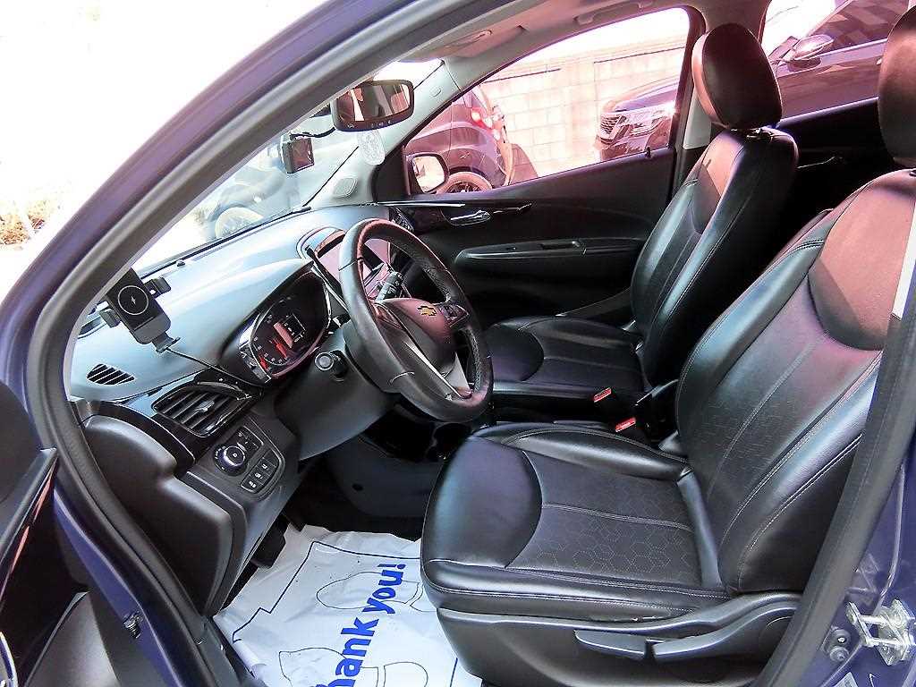 Chevrolet Spark - Vista 5