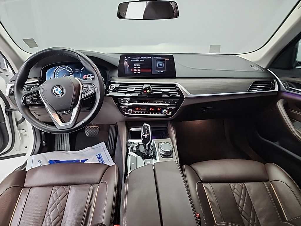 BMW 5 Series - Vista 7