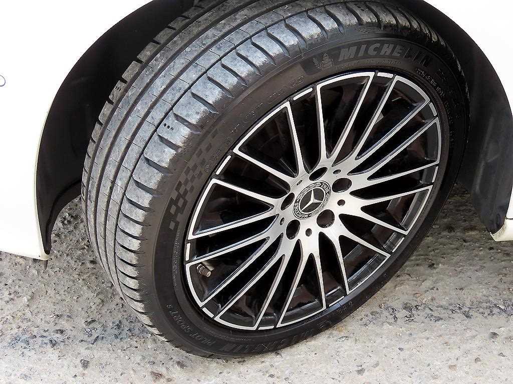 Mercedes Benz C Class 2022 Blanco - Importación desde Corea - HF Imports Iquique - Foto 20