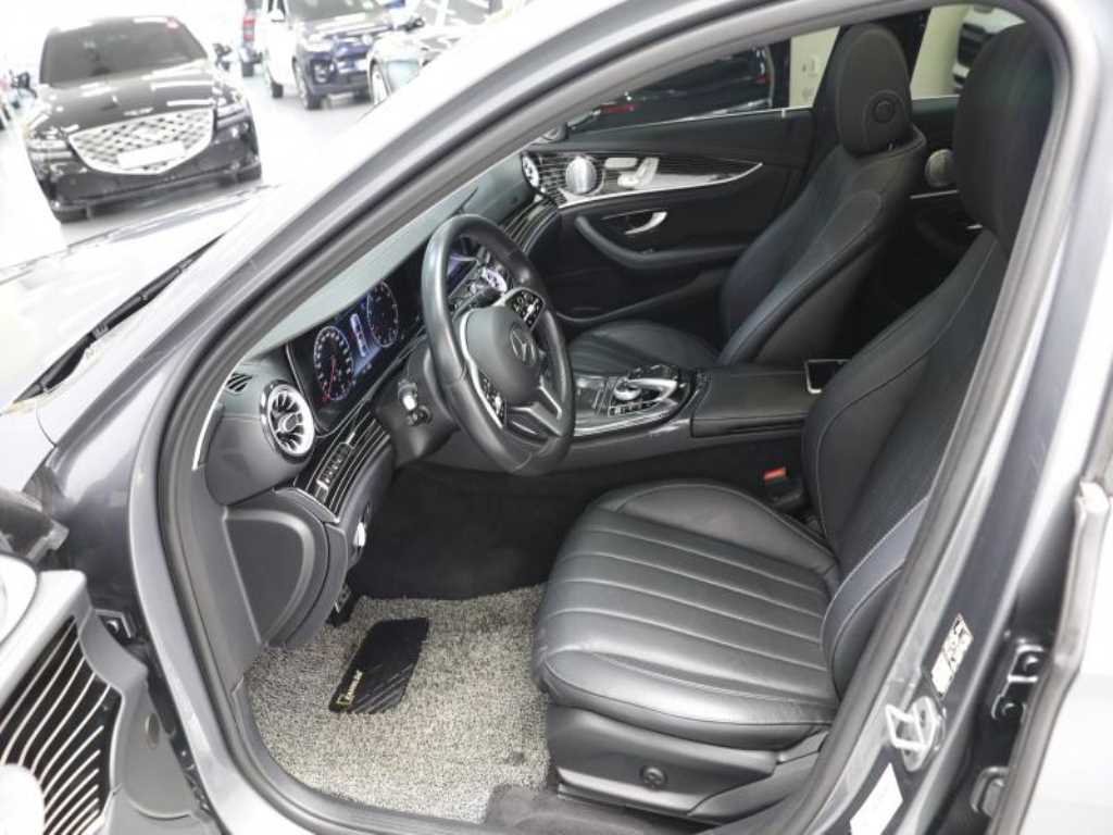 Mercedes Benz E class - Vista 7
