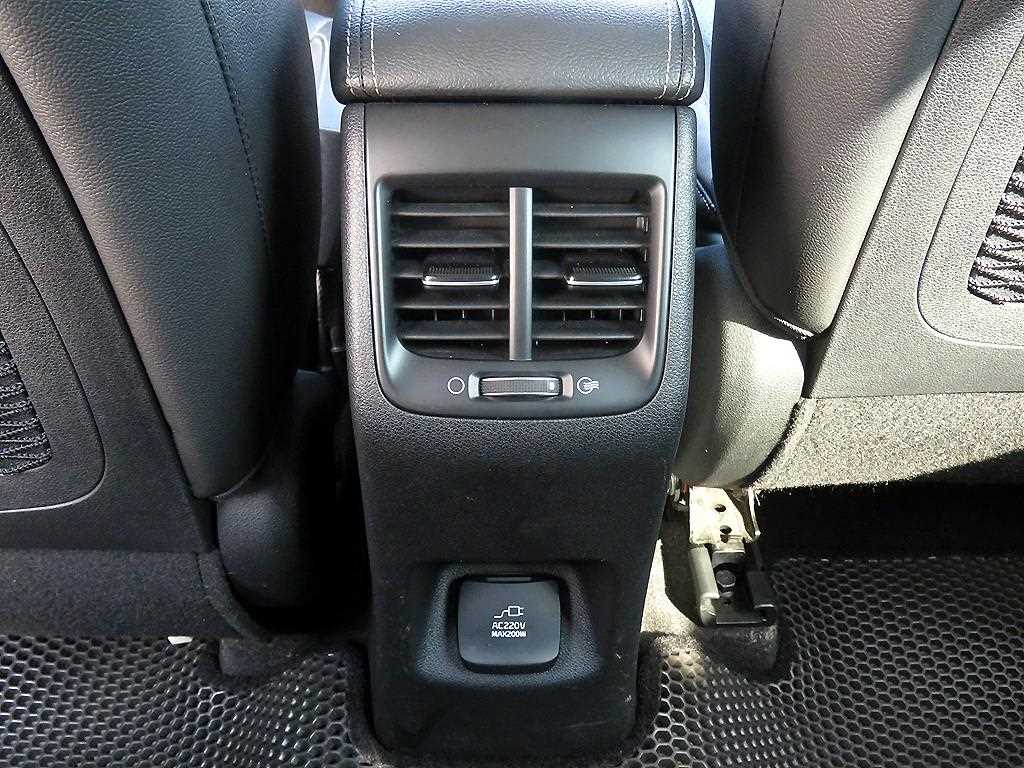 KIA Niro - Vista 9