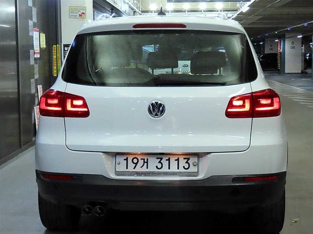 Volkswagen Tiguan - Vista 5