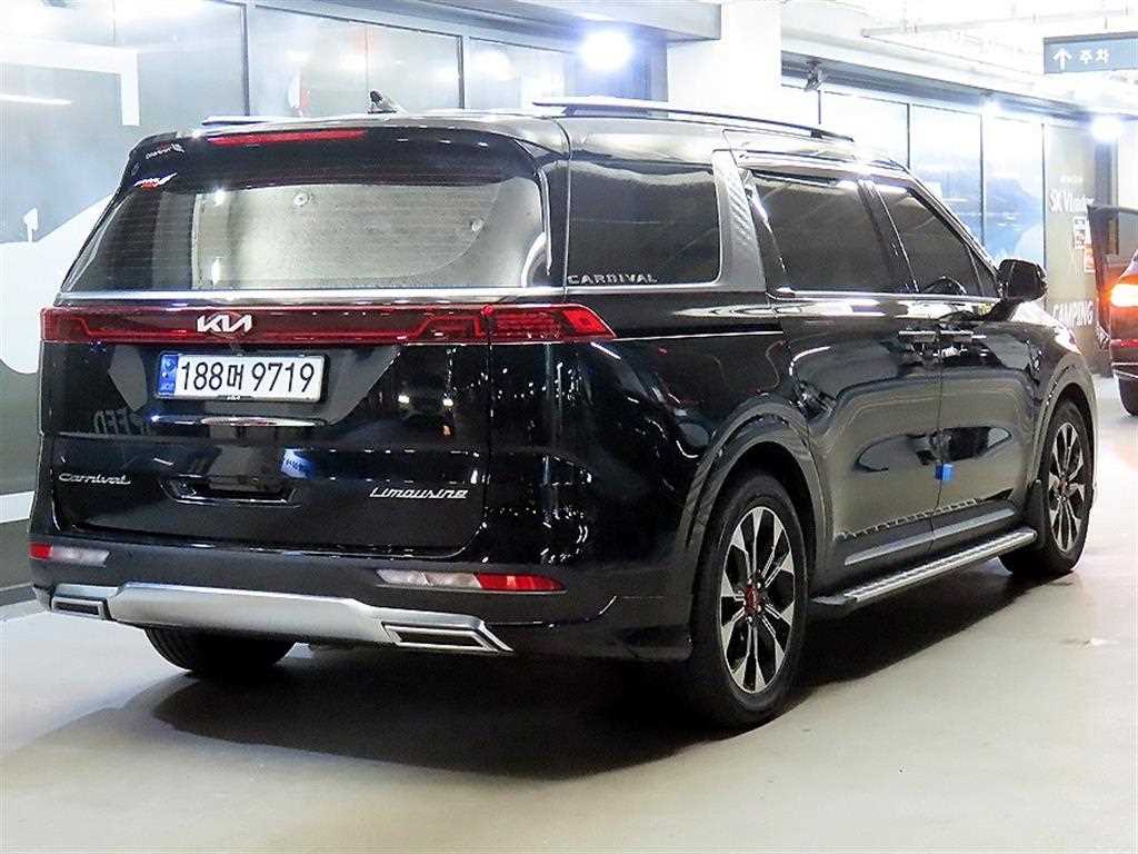 KIA Carnival - Vista 4