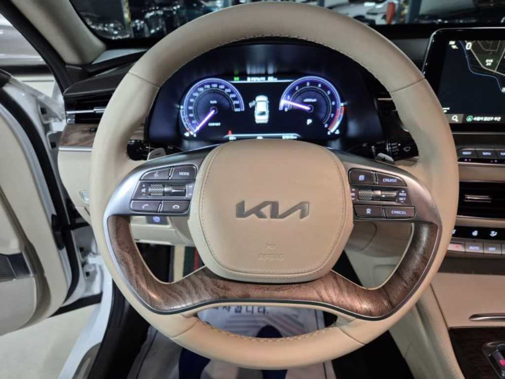 KIA K9 - Vista 10