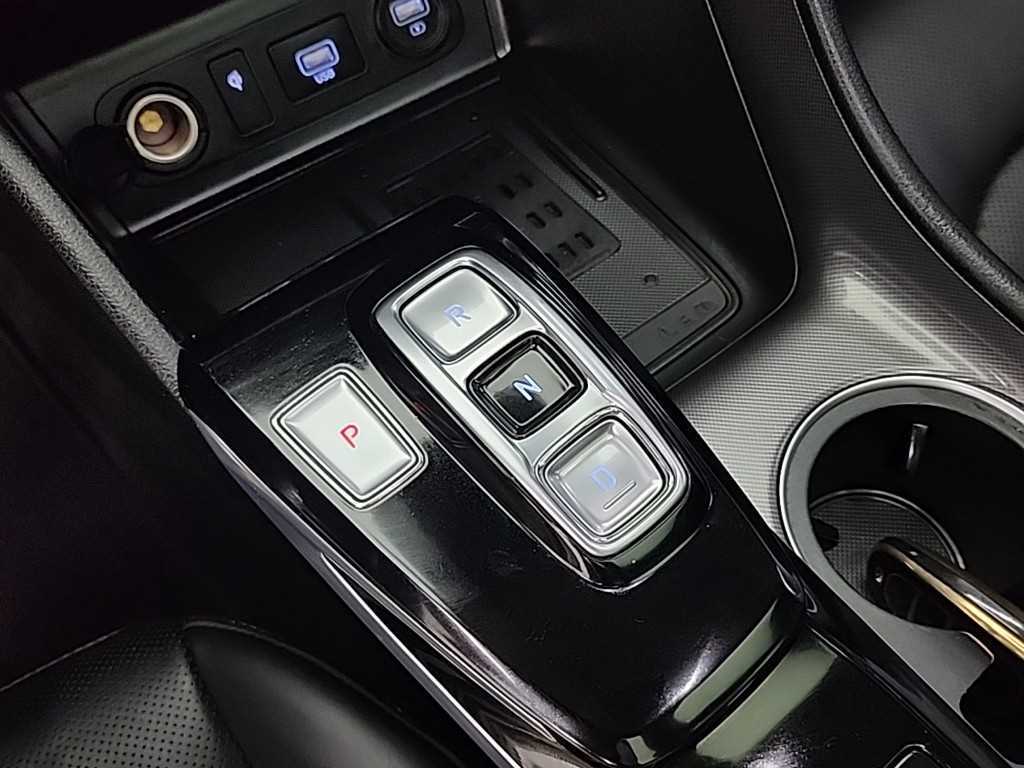 HYUNDAI Sonata - Vista 8