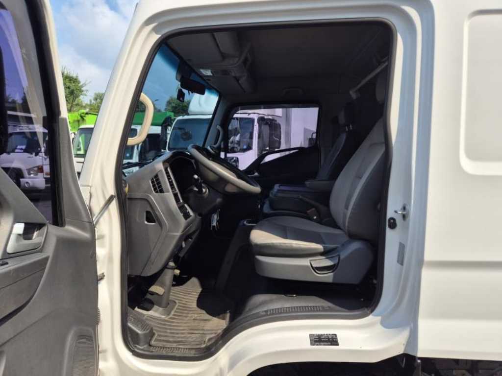 medium and large cargo truck 2019 Blanco - Importación desde Corea - HF Imports Iquique - Foto 13