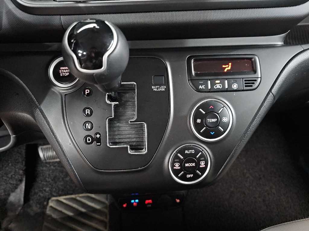 KIA Ray - Vista 10