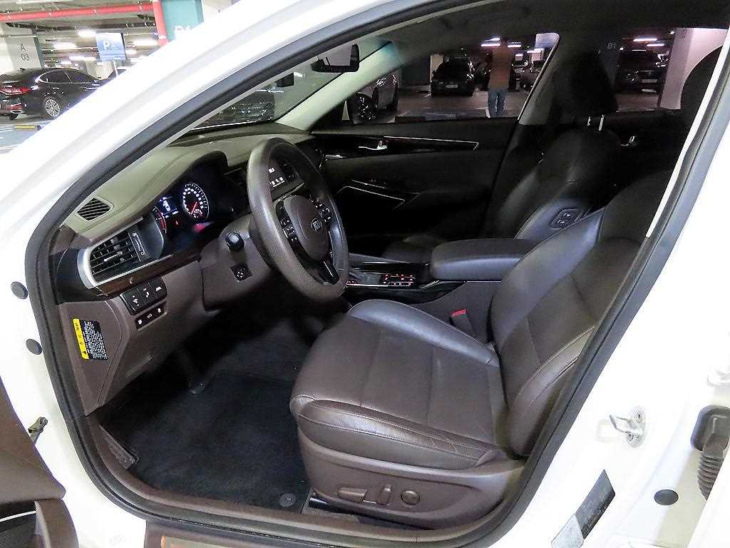 KIA K7 - Vista 6