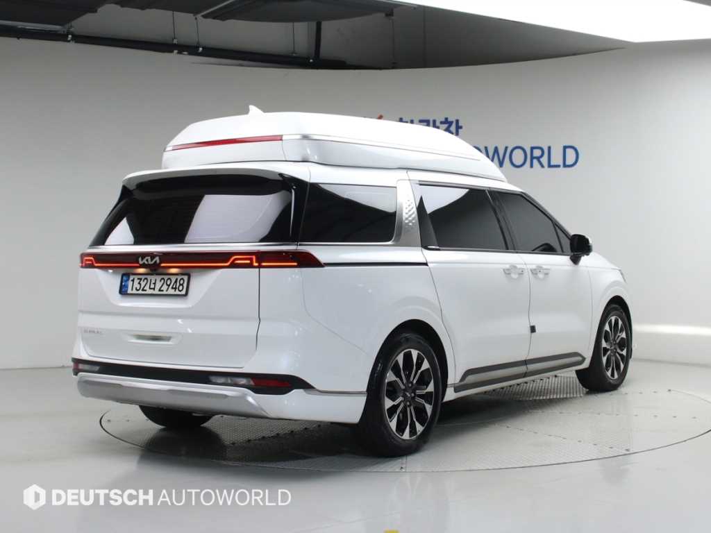 KIA Carnival - Vista 2