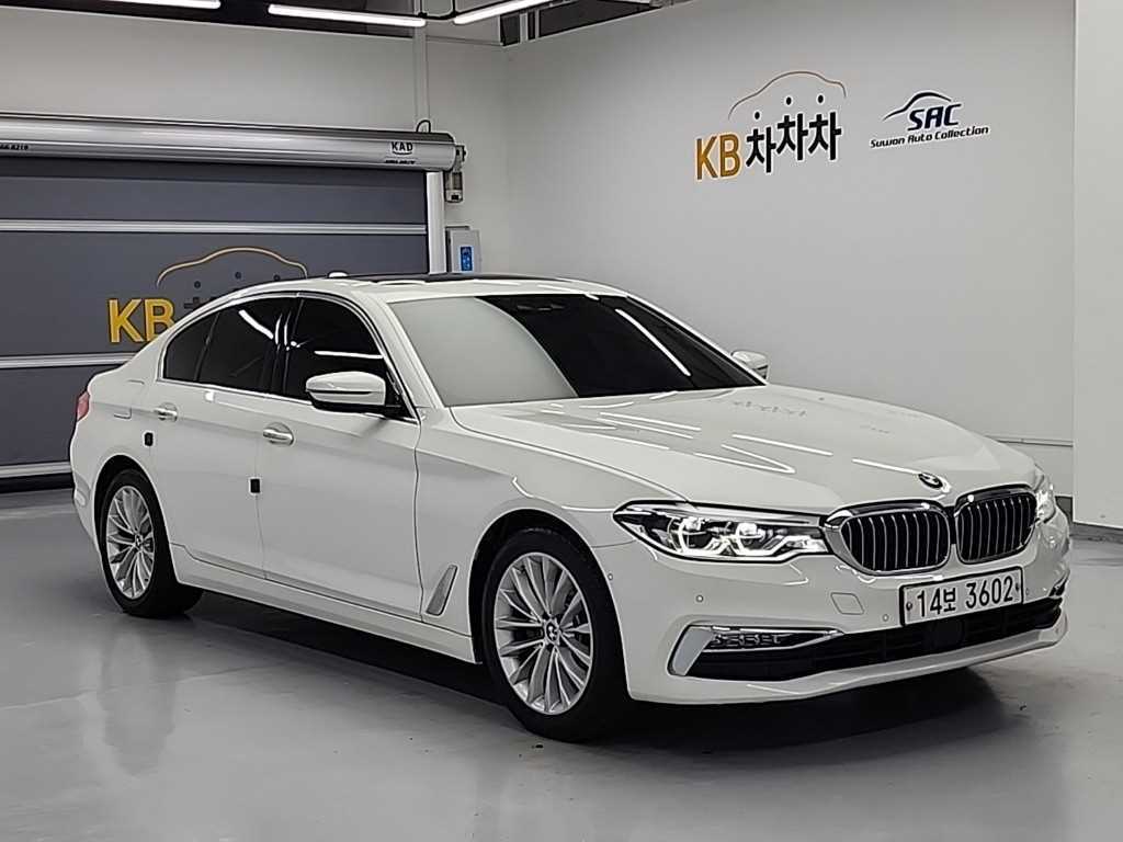 BMW 5 Series - Vista 4