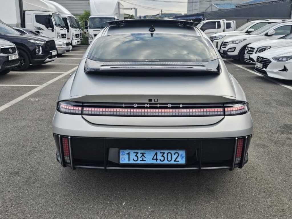 HYUNDAI Ioniq 6 - Vista 5