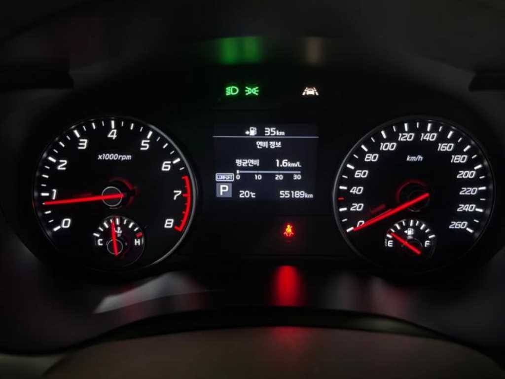 KIA Stinger - Vista 9
