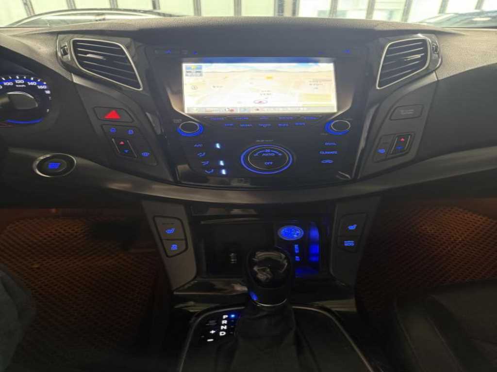 HYUNDAI i40 - Vista 11
