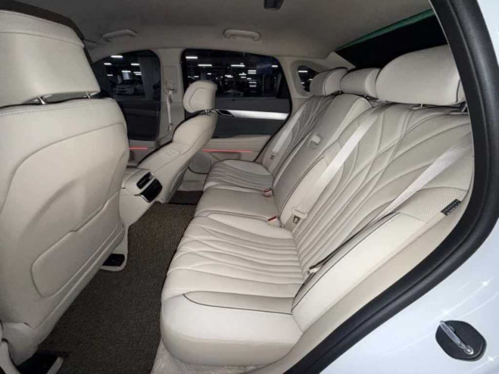 Genesis G80 - Vista 7