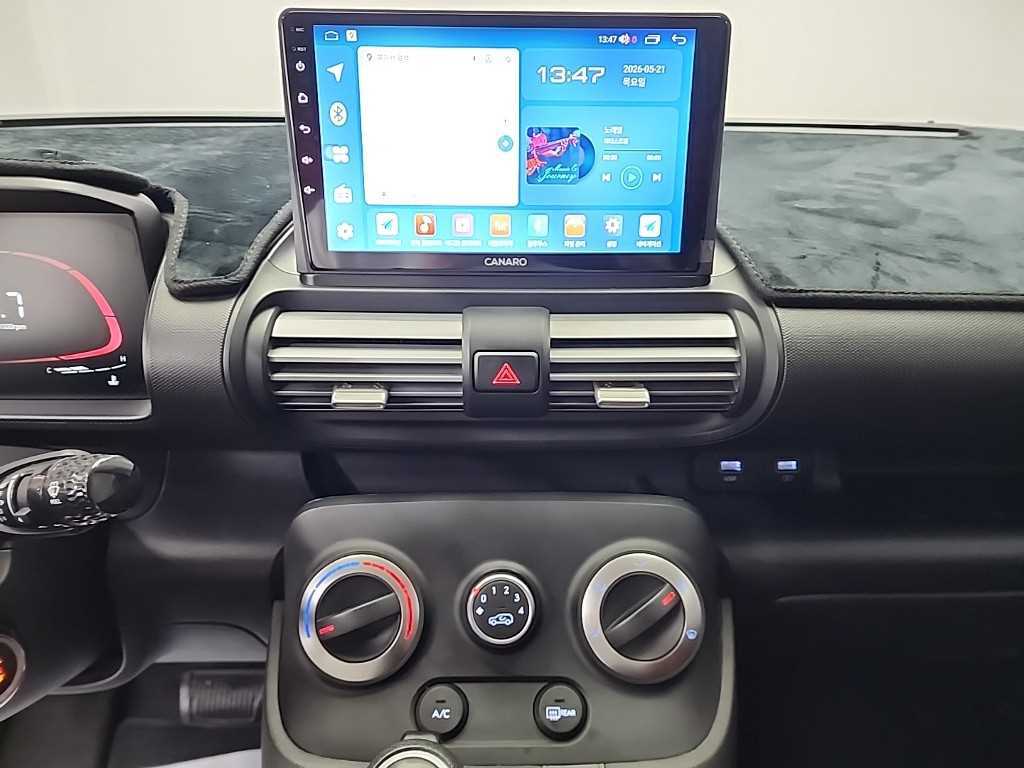 HYUNDAI Casper - Vista 10