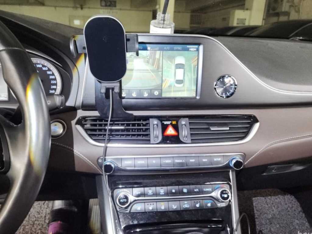 HYUNDAI Grandeur - Vista 9