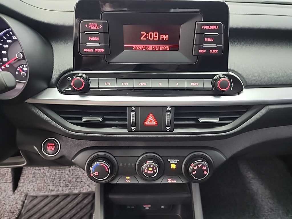 KIA K3 - Vista 10