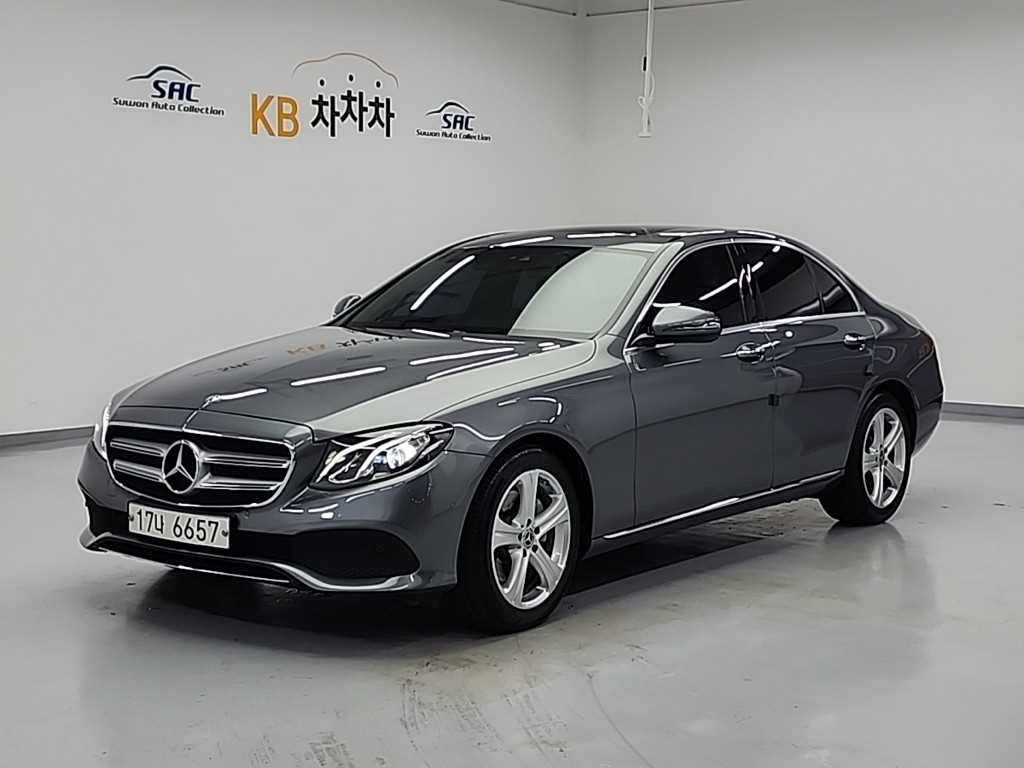 Mercedes Benz E class 2017 Gris - Importación desde Corea - HF Imports Iquique - Foto 1